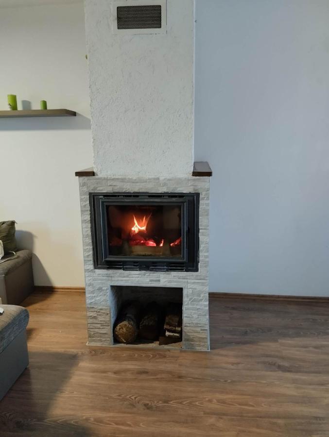 Family Holiday Apartman Nyíregyháza Екстериор снимка
